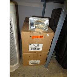 2 Cases of automotive headlights - GE