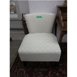NEW - Cream coloured slipper chair