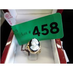 Vintage 10KT Yellow Gold cameo ring