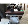 Image 1 : 2 Minolta SLR cameras