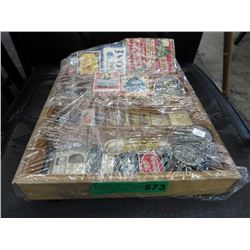 Collection of vintage items