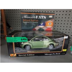 Regulation billiard ball set & model car
