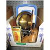 Image 1 : Box of vintage items