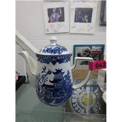 English Burslem "Willow" teapot - Burleigh Ware