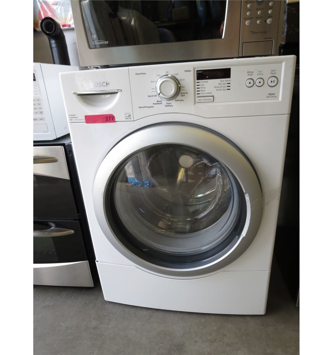 Bosch front loading clothes washer