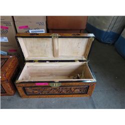 New carved camphor wood chest - Oriental theme