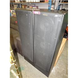 2 Pioneer floor speakers