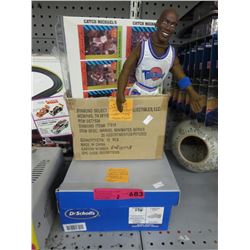 Baseball & basketball collectibles