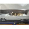 Image 2 : AMERICAN MINT 1/18 1960 CHRYSLER 300F MODEL CAR