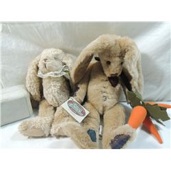 LOT 2 COTTAGE COLLECTIBLES BUNNIES BY GANZ