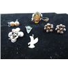 Image 2 : LOT 7 SILVER ASSORTED JEWELRY RINGS, EARRINGS, PIN