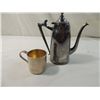 Image 1 : LOT 2 VINTAGE SILVER CUP & TEA KETTLE