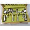 Image 2 : FRENCH HEAVY SILVERPLATE SERVICE FLATWARE & CASE