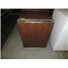 Image 1 : ULINE SMALL FRIDGE WITH ICE MAKER