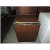 Image 2 : ULINE SMALL FRIDGE WITH ICE MAKER
