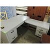 Image 1 : LARGE GRAY CORNER OFFICE DESK