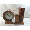 Image 2 : J & J BEALL NOVELTY CLOCK DYNAMITE CLOCK