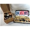 Image 1 : VINTAGE GE POLISHER & SHOE SHINE POLISH KIT