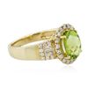 Image 2 : 14KT Yellow Gold 1.82ct Peridot and Diamond Ring