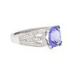 Image 2 : 18KT White Gold 2.42ct Tanzanite and Diamond Ring