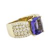 Image 2 : 14KT Yellow Gold 4.36ct Tanzanite and Diamond Ring
