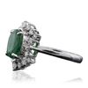 Image 2 : 14KT White Gold 2.73ct Emerald and Diamond Ring