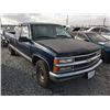 Image 3 : 96 Chevrolet C/K 2500 Series 2 Dr  Extended Cab LB HD - T - DRIVE