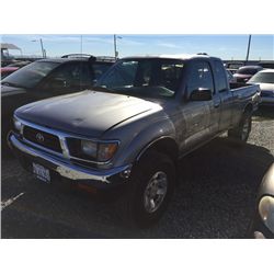 96 Toyota Tacoma 2 Dr  4WD Extended Cab SB - T - DRIVE