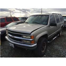 99 CHEVY SUBURBAN - T - DRIVE-T/P