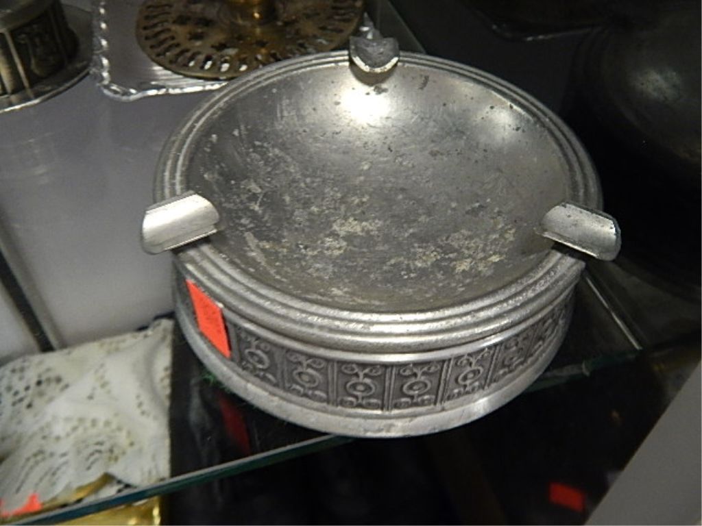 VINTAGE PEWTER ASHTRAY