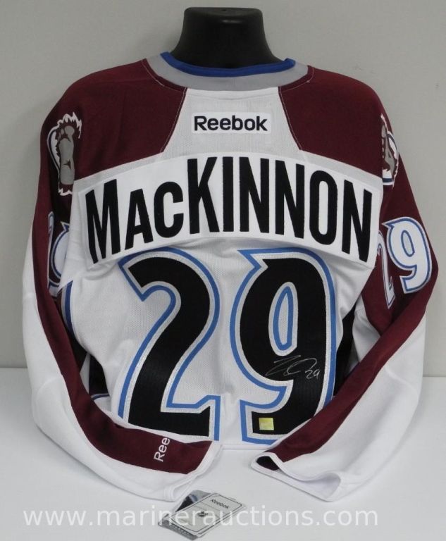 nathan mackinnon signed jersey