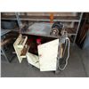 Image 1 : Cart w/Grinder & Vise