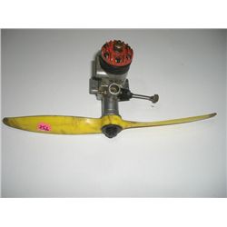 VINTAGE *MCCOY 19* MODEL AIRPLANE ENGINE W/ PROP BOOK VALUE $180.00!! ENGINE CAME OUT OF SAFE!!