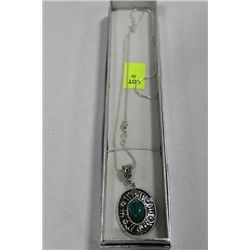 SILVER NECKLACE WITH PENDANT