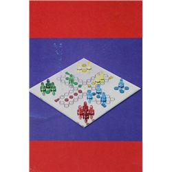 UNIQUE CRYSTAL BOARD GAME NEW IN BOX