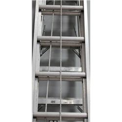 28 FT EXTENSION LADDERS ON CHOICE