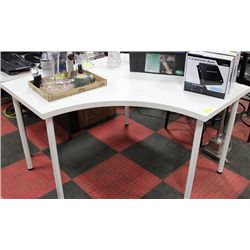 SHOWHOME WHITE CORNER OFFICE DESK