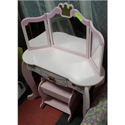 LITTLE GIRLS PINK VANITY W/STOOL