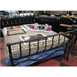 METAL QU SIZE SLEIGH BEDFRAME