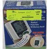 Image 1 : BLOOD PRESSURE MONITOR