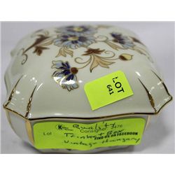 VINTAGE HUNGARIAN TRINKET BOX