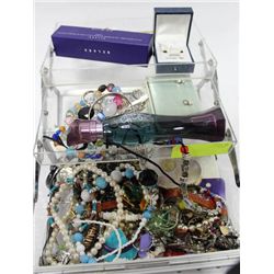 ESTATE JEWELLERY BOX W CONTENTS