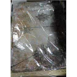 TRAY OF GIFT BAGS (60) PIECES IN EACH