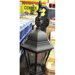 LARGE OUTDOOR GARAGE LIGHT