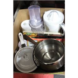 BOX W/JUICER,FOOD PROCESSOR, FONDUE SET ETC...