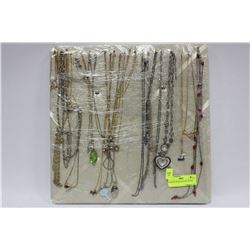 FASHION NECKLACES ON CHOICE