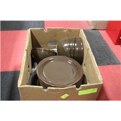 18-PC BROWN DINNERWARE SET
