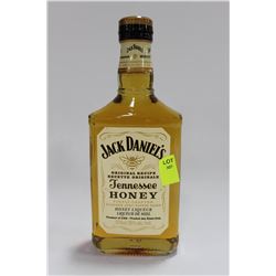 375ML BOTTLE OF JACK DANIEL'S HONEY LIQUEUR 35% X4