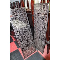 SHOWHOME PAIR OF WICKER WALL HANGINGS