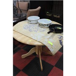 MAPLE TABLE W DOUBLE DROP-LEAFS